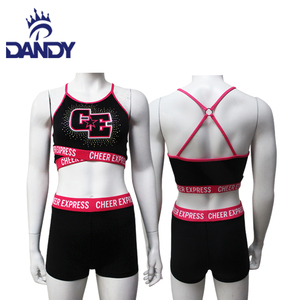 Vente en gros d'équipement de sport OEM pom-pom girl sublimé noir pour adultes ensembles complets jupes débardeurs et spandex à porter pour s'entraîner - Product Image 5