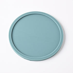 Petits sous-verres en silicone à pois Antidérapant Antiadhésif Epaissi Résistant à la chaleur Facile à nettoyer pour les boissons Table basse Bureaux de bureau - Product Image 4