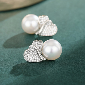 Anello Aperto a Quadrifoglio con Cuore per Donne, Design Floreale con Perline, Elegante Accessorio da Dito per Uso Quotidiano - Product Image 5