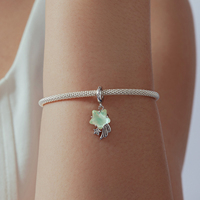 Charme étoile plaqué argent avec incrustation d'opale et accent diamant, pendentif mignon, bijou unisexe, cadeau