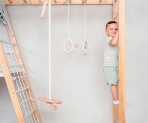 Structure de jeu d'intérieur en bois <span class=keywords><strong>avec</strong></span> toboggan, centre d'activités pour enfants, équipement de jeu Montessori, triangle Pikler pliable pour - Product Image 4