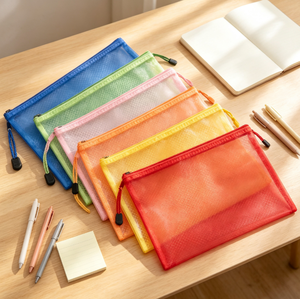 Pochette zippée en PVC maillé A4 économique et durable, imperméable, avec logo personnalisé, organiseur de dossiers pour le bureau et l'école - Product Image 4