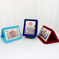Plaque de velours bleu rouge turquoise Plaque de certificat de velours pliable avec plaque d'argent MH-J0797