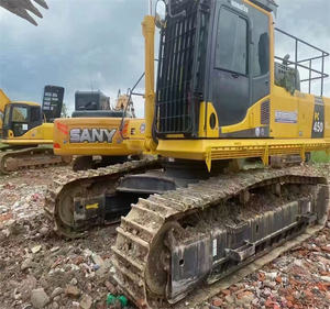 Excavatrice Komatsu Pc450-8 d'occasion, modèle 2016, bon état, poids opérationnel de 45 tonnes, godet de 2,1 m, moteur, boîte de vitesses, moteur électrique - Product Image 3