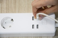 Soket steker cerdas Wifi Grosir Pabrik Outlet elektrik OEM 10A 16A AS dengan Alexa dan google Strip daya soket Cerdas Usb