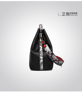 Sacs à main et sacs fourre-tout tendance pour femmes, grands sacs à bandoulière personnalisés par des créateurs de mode - Product Image 3