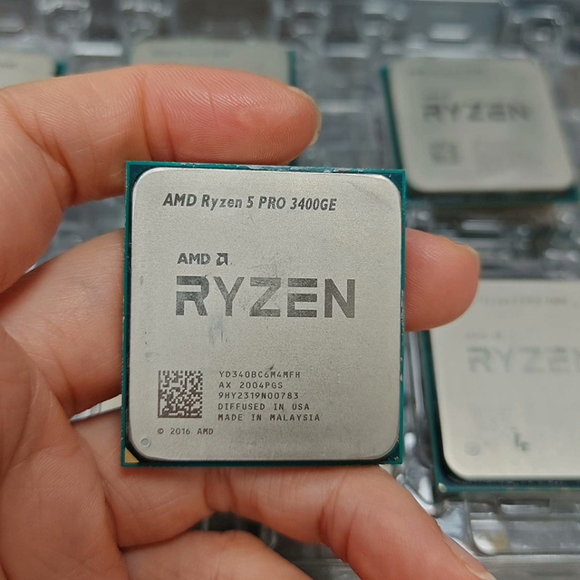 Used Ryzen 5-3400GE 4-Core 8-Thread 3.3-4.0GHz AM4 35W Desktop CPU (Tray/OEM) with Vega 11 Integrated Graphics