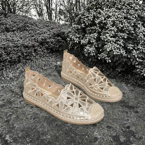 Mocasines planos ligeros sin cordones con diseño calado para mujer 2026 Wind Fisherman, zapatos cómodos con plantilla de goma para vacaciones - Product Image 3