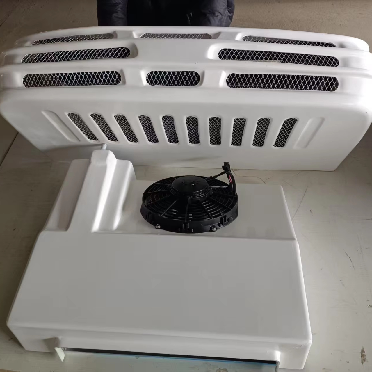 24V-48V-60V-DC-640W-R134a-