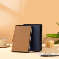 Carnet de notes A5 en cuir PU bleu marine et gris clair avec sangle élastique latérale et fermeture magnétique pour usage professionnel