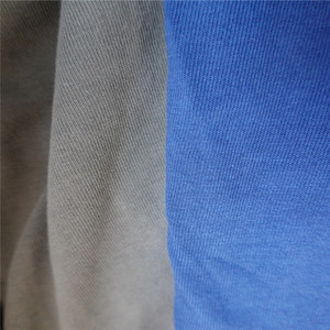 Tissu jersey tricoté 180 g/m², <span class=keywords><strong>40</strong></span> % polyester, 60 % coton, tissu tricoté en coton et polyester pour t-shirts - Product Image 2