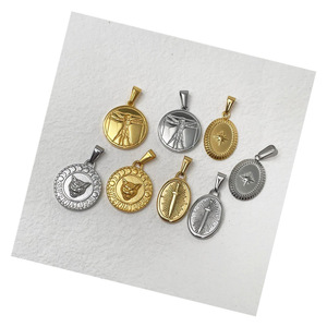 Hiphop Vitruvienne Boussole Pendentif Bijoux Or 18K En Acier Inoxydable Hommes Religieux Saint Christopher <span class=keywords><strong>Rose</strong></span> Fleur Collier Pendentif - Product Image 1