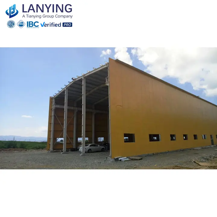 L'usine fournit des bâtiments préfabriqués en acier structure d'atelier préfabriqué bâtiment métallique