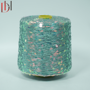 Polyester Himmelblau Wassertropfen-förmiges Paillettengarn zur Kleidungsdekoration - Product Image 3