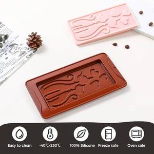 Moule à chocolat en silicone antiadhésif sans BPA en forme de chat LFGB Platinum de la fabrique MUYULINS pour la Saint-Valentin - Product Image 5