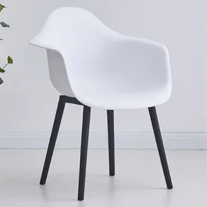 סיטונאי מודרני פלסטיק אוכל כיסא ביסטרו קפה מסעדה לבן אקריליק כיסא PP פלסטיק כיסא