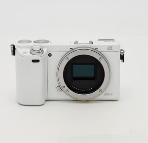 ใช้กล้อง A6000 Classic Entry Mirrorless Body คุ้มค่าที่สุดสำหรับมือใหม่และสำรอง - Product Image 1