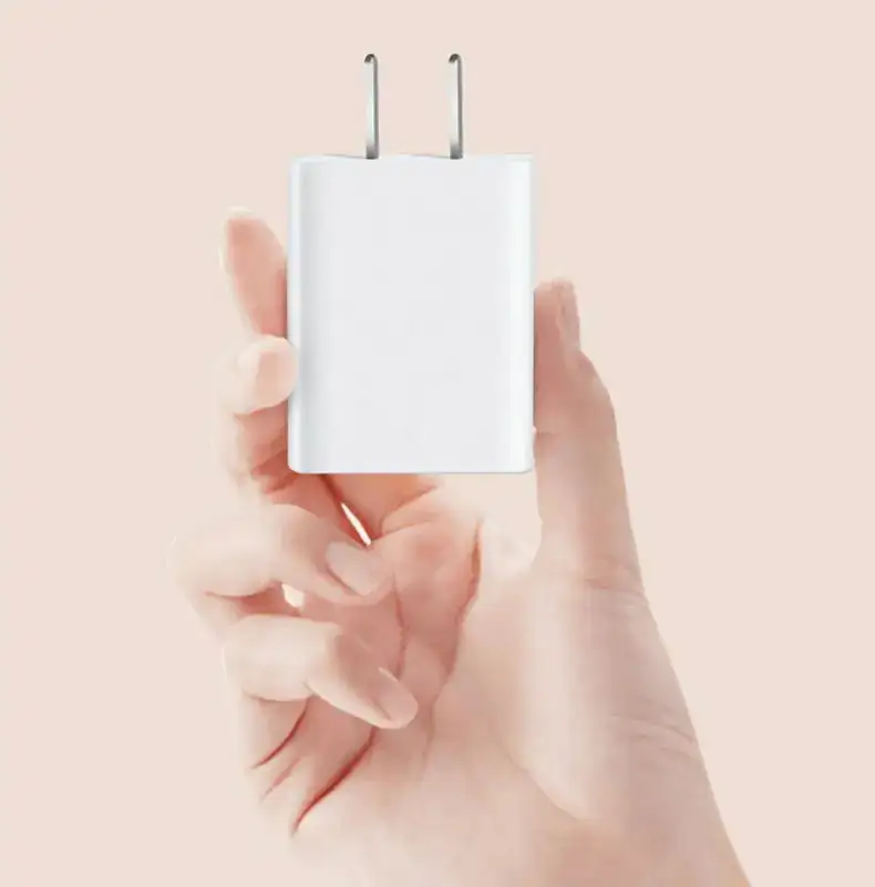 2024 Best Quality good price Factory Customizable Travel Mobile Phones Accessories 10W Delivery Adapter Charger For Iphone