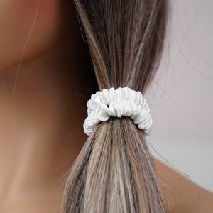 Organic 100% Mulberry Silk Scrunchies Moda Color sólido Seda Accesorios para el cabello - Product Image 5