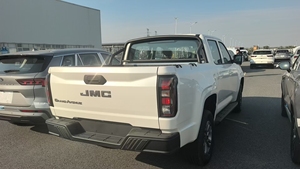 <span class=keywords><strong>Camioneta</strong></span> <span class=keywords><strong>JMC</strong></span> Grand Avenue Jianglin Dadao Diésel <span class=keywords><strong>4x4</strong></span> en Oferta con <span class=keywords><strong>Precio</strong></span> de Fábrica - Product Image 6