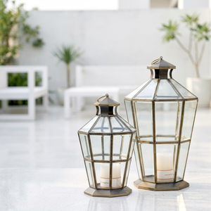 Lámpara de Pie Decorativa de Diseño Innovador y Moderno, Fabricada a Mano en Latón, Metal, Vidrio y Acero Inoxidable, Estilo Linterna de Candelabro, Gran Venta - Product Image 1