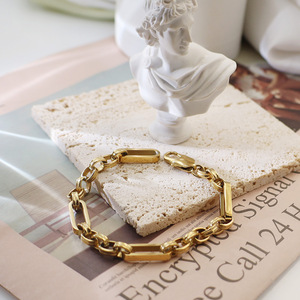 European American Style Gold Stainless Steel Chain Bracelet Women's Jewelry Geometric Cross Design Fashion Link Bracelet - Product Image 3