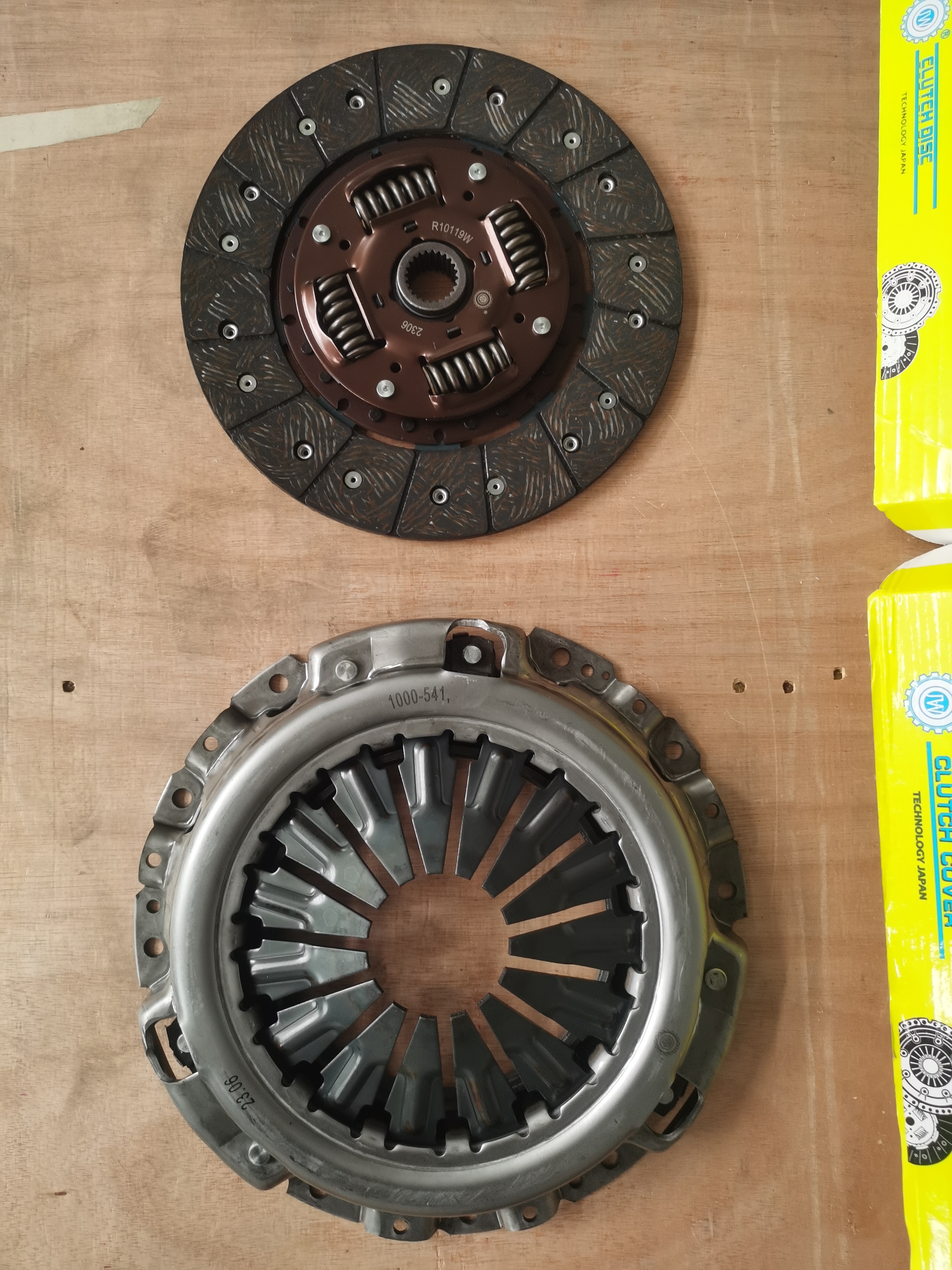 JW High Quality 30210-2Y910 Clutch Pressure Plate for Nissan