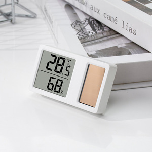 เครื่องวัดอุณหภูมิแบบดิจิตอลพลังงานแสงอาทิตย์ 7x4.3 ซม. รูปทรงสี่เหลี่ยมผืนผ้าสำหรับบ้าน รถยนต์ ห้องเด็ก จอแสดงผลความแม่นยำสูง - Product Image 4