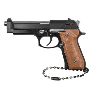 צעצועי מחזיק מפתחות 92F מיני אקדח אקדח מתכת תליון דגם מיניאטורי לגברים מתנות