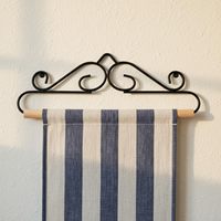 Support mural pour drapeau de jardin de 12 pouces, support pour bannière en tissu pour décoration extérieure, support de présentation pour quilteurs et rangement
