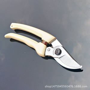 Cisailles de jardinage Ars Alice 130Dx à lame bypass en acier inoxydable 43 mm pour la taille des plantes, diamètre de coupe 20-30 mm - Product Image 5