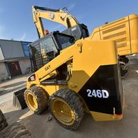 Chargeuse compacte sur pneus Caterpillar Cat 246D d'occasion, 95% neuve, 4x4, petit modèle, prix abordable