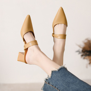 Premium Elegant Women's Bow Knot Heeled Sandals Pointed <b>Toe</b> Mid Heel Slingback Mules for Formal Occasions - Product Image 5