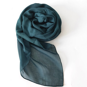 Sciarpa Semplice alla <span class=keywords><strong>Moda</strong></span>, Tinta Unita, Sciarpe e <span class=keywords><strong>Hijab</strong></span> da Donna, 100% Poliestere, Tessuto Voile Come da Immagine, 113*113cm Weiwei - Product Image 2