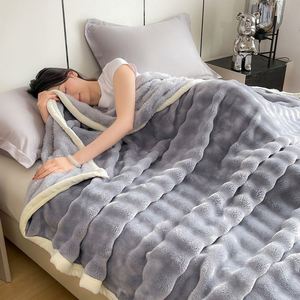 Manta de Franela de Piel Sintética de Conejo, Tejida en Poliéster de Color Sólido, Diseño 2025, Estilo Americano, Personalizable, Portátil y Usable - Product Image 5