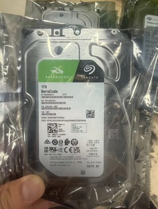Venta al por Mayor de Discos Duros <span class=keywords><strong>Seagate</strong></span> de 1 TB, 2 TB y 4 TB SATA HDD ST1000DM014 <span class=keywords><strong>ST1000DM010</strong></span> ST1000DM003 7200 rpm 256M para Ordenadores de Escritorio y NAS - Product Image 1