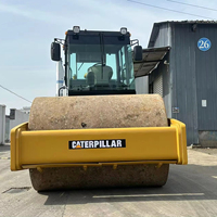 Compacteur à tambour unique CAT CS683E d'occasion, haute efficacité, en bon état, pour travaux de construction