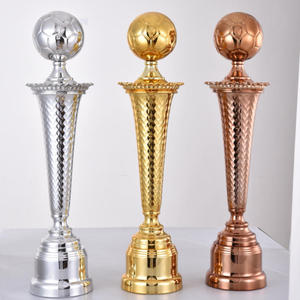 Trofeo de fútbol de plástico Shanchen, Copas de diseño personalizado en blanco, <span class=keywords><strong>Copa</strong></span> Trofeo, fabricación de medallas y trofeos de campeón de fútbol de oro - Product Image 1