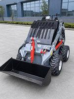 Mini-chargeuse compacte haute performance sur roues pour projets de construction et d'aménagement paysager multifonctionnels