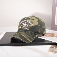 Casquette de baseball rétro style américain camouflage brodée en croix effet vieilli en PVC souple, polyvalente unisexe pour toutes les saisons en extérieur