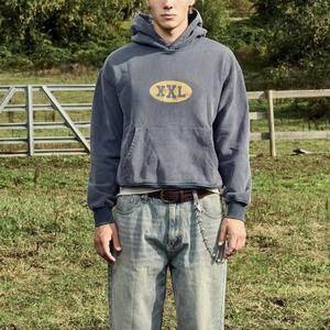 Sudadera con Capucha para Hombre de Alta Calidad, 400 g/m², Felpa Francesa, 100% Algodón, Forrada, Transpirable, con Logotipo Personalizado Serigrafiado - Product Image 1