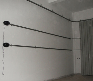 Porta Industriale Girevole a Rotazione Laterale Prodotta in Cina, Elettrica/Telecomandata, Montata su Rotaia, per Carichi Pesanti - Product Image 4