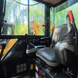 Presque neuf, économique en carburant, peu coûteux, mini-excavateur Komatsu PC35MR d'occasion de 3 tonnes pour l'aménagement paysager et le terrassement. - Product Image 5