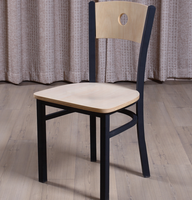 Ensemble de mobilier de restaurant rapide économique, écologique et durable, table et chaises pour 4 personnes, structure en acier et aluminium pour la restauration