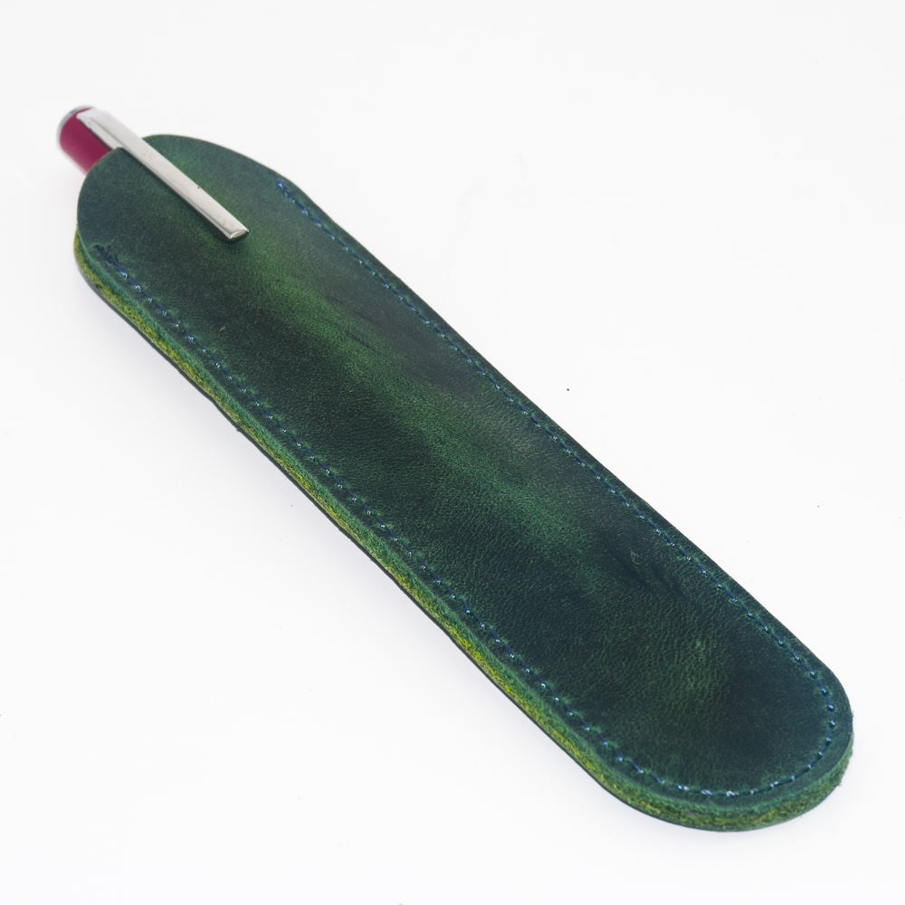 สีเขียว