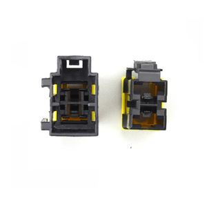 Conector de Cableado Automotriz de 2 Pines, Espaciado de 11 mm, Plástico Negro, para Uso en Automóviles - Product Image 3