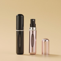 Semprotan Parfum Mini Portabel 5ml Aroma Segar Tahan Lama Isi Ulang Eau De Toilette Casing Logam Warna-warni Dapat Didaur Ulang