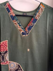 Ensemble Kurta/Kurti en coton vert pour femmes, broderie traditionnelle indienne pakistanaise, tenue décontractée pour les fêtes, longueur cheville, coupe régulière, séchage rapide - Product Image 2