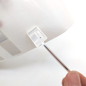 แท็ก RFID สำหรับเครื่องประดับแบบกำหนดเองคุณภาพสูง ระยะไกล UHF พร้อมชิป U9 ความถี่ 868 MHz กันน้ำ สำหรับการติดตามและการควบคุมสต็อก - Product Image 5