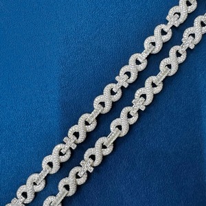 Chaîne Hip Hop en Diamant Moissanite de Qualité Supérieure, Bijoux Élégants pour Hommes et Femmes, Disponible à Bon Prix - Product Image 5